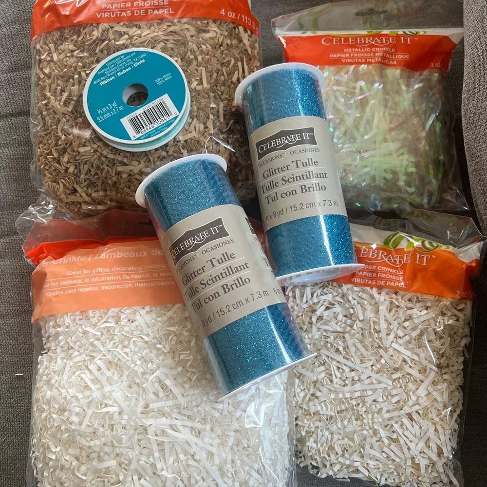 Celebrate It Glitter Tulle and Paper Shreds Set